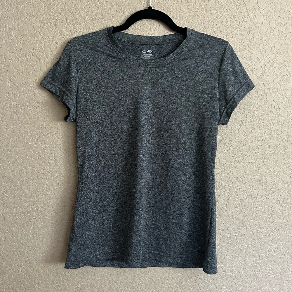 Champion Women’s Workout Tee Size M